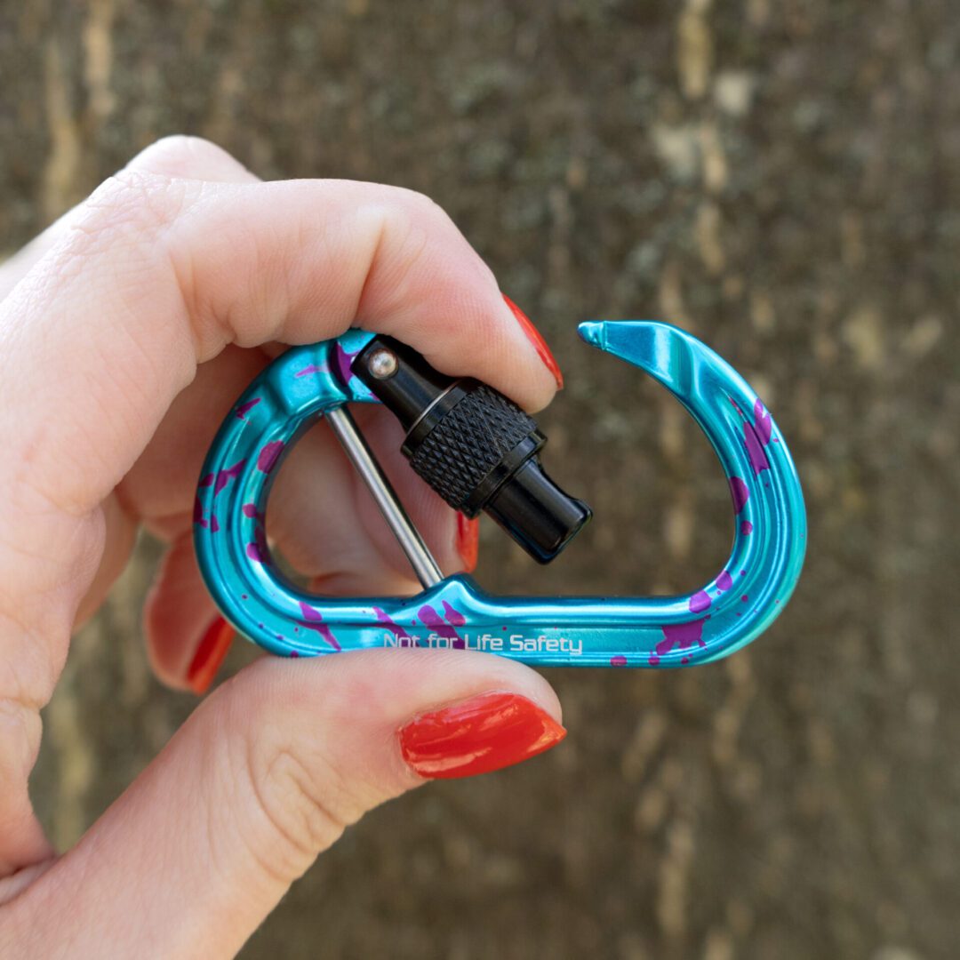 Omega Pacific Micro Raider Captive Aluminum Screw-Lok Carabiner