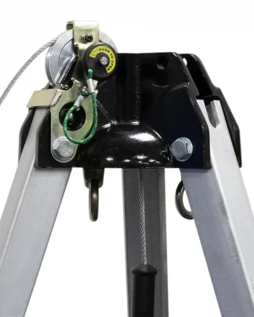 021-11026-7ft-Adjustable-Tripod-Kit-65ft-Personnel-Winch-F