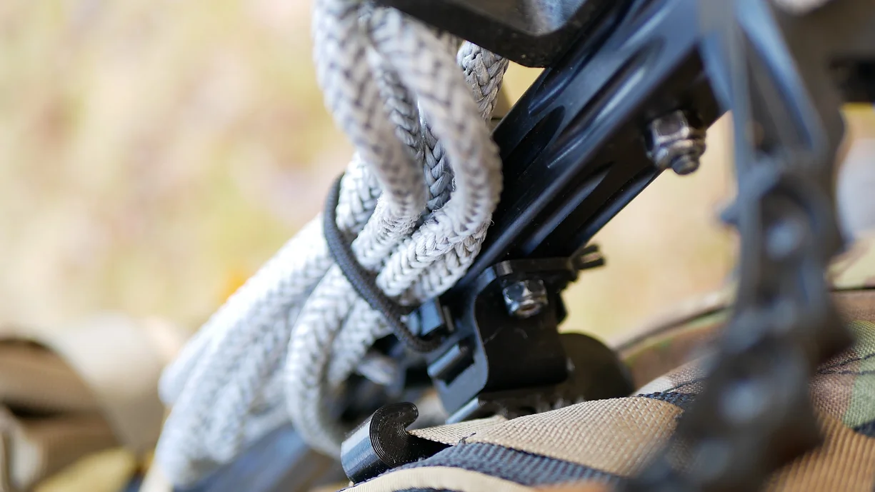 One Stick Clip & Hitch