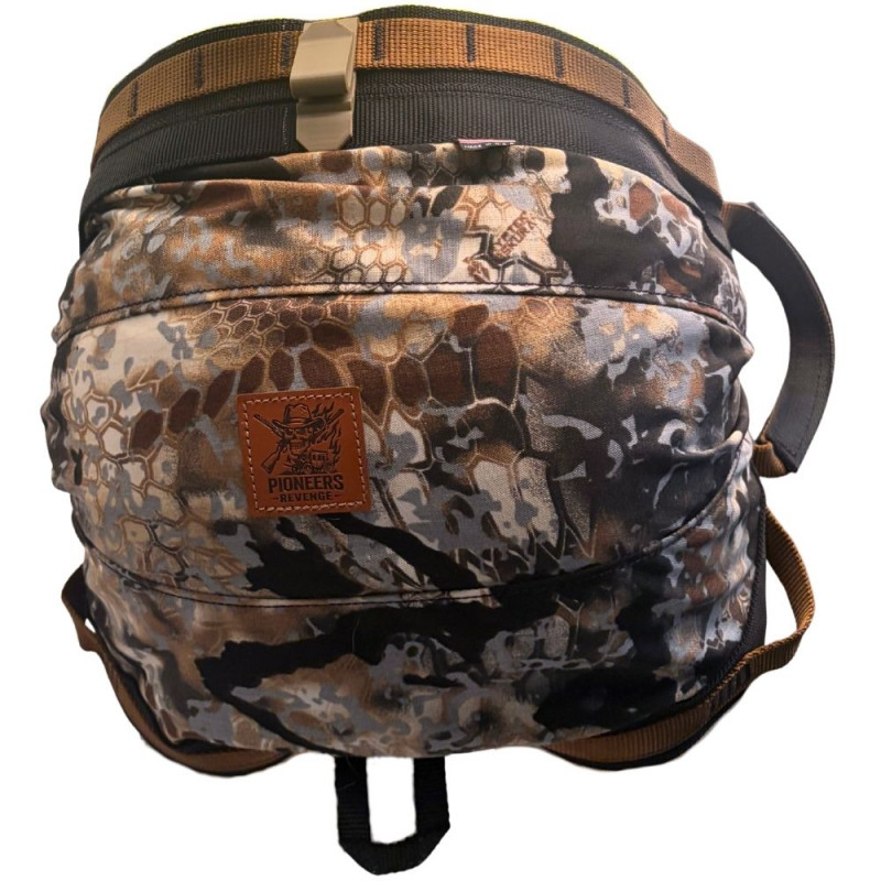 ACO Pioneer’s Revenge Saddle Obskura Skyfall