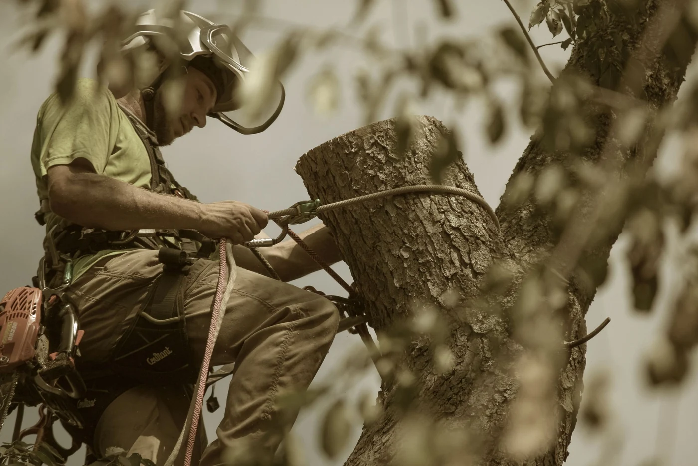 Climbing gear equipment